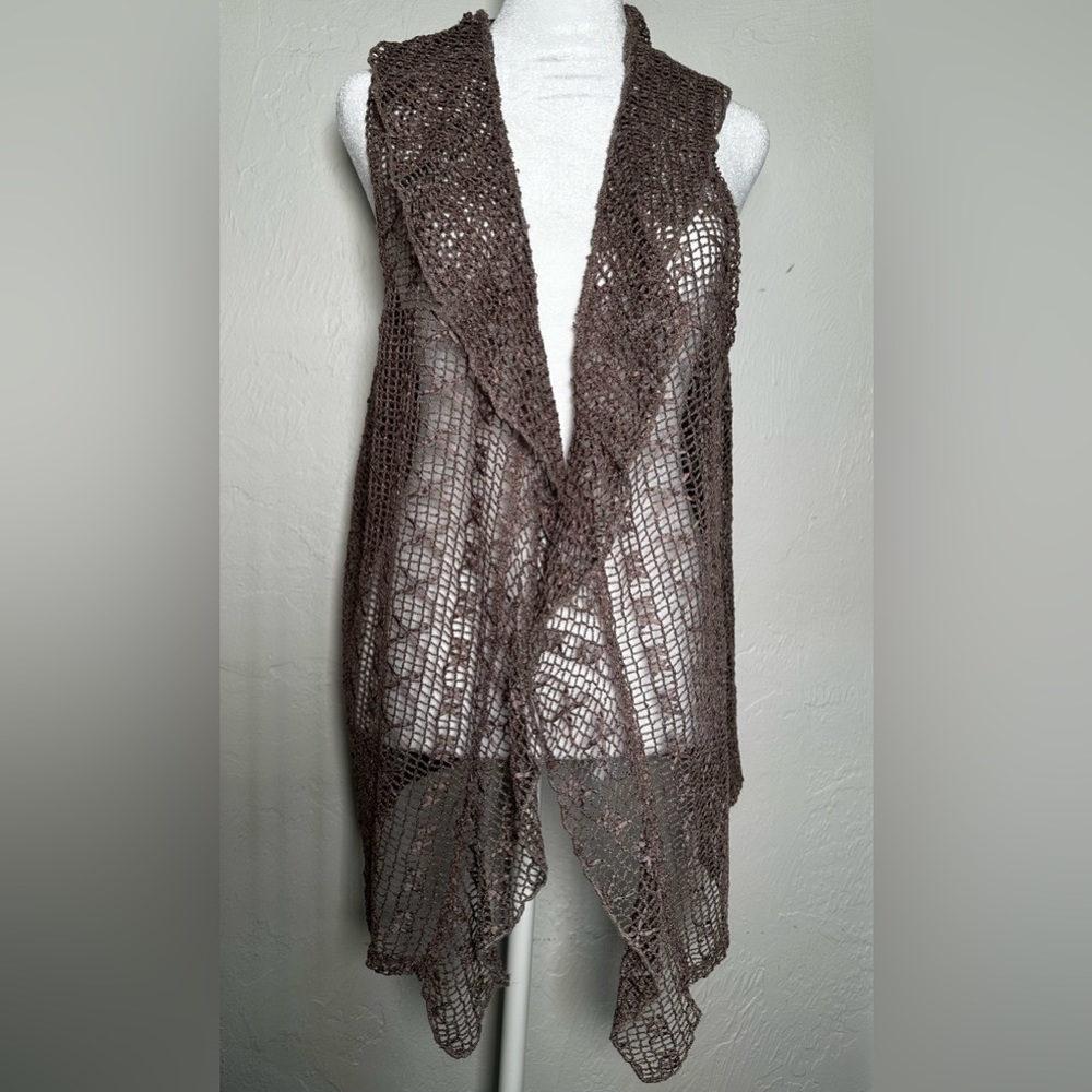 VINTAGE 90s crochet vest